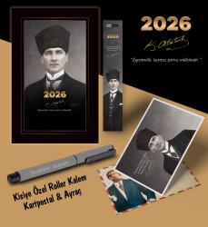 2026 Kalpaklı Atatürk Ajandası Ayraç Kartpostal Kalem - Gri