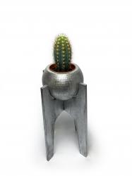 Akali Ayaklı Beton Saksı - Seri 5 HK1582