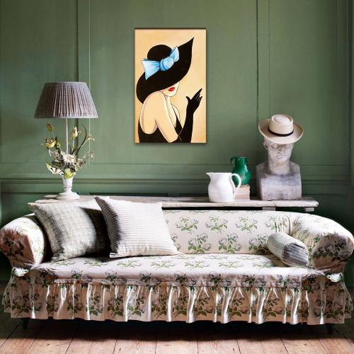 Vera Mavi Fiyonk Şapkalı Kadın Baskılı Retro Ahşap Tablo