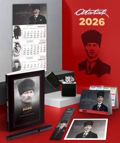 2026 Atatürk Komutan Ajanda - Gazi Duvar Takvimi - Masa Takvimi - Ayraç - Kartpostal - Metal Roller Kalem ve Benzinli Çakmak