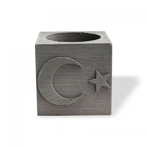 Ay Yıldızlı Kare Beton Saksı - Halkkitabevi