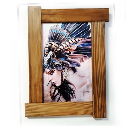 3D Tüy Şapkalı Kadın Ahşap Tablo - Halkkitabevi