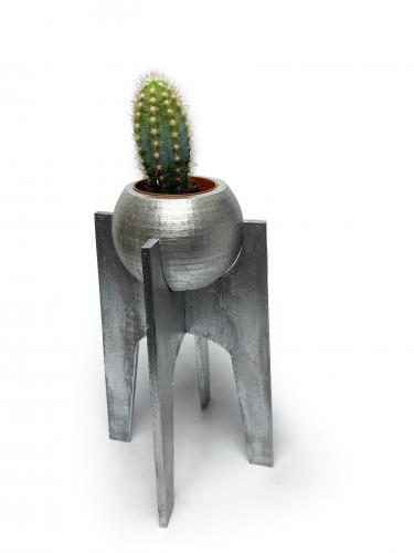 Akali Ayaklı Beton Saksı - Seri 5 - Halkkitabevi