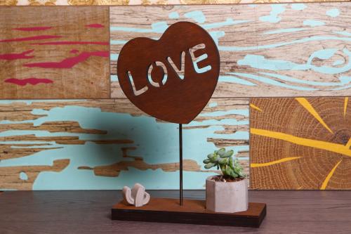 HK Dekor Love Standlı Beton Saksı - Halkkitabevi