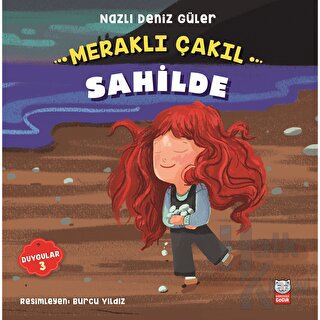 Meraklı Çakıl Sahilde